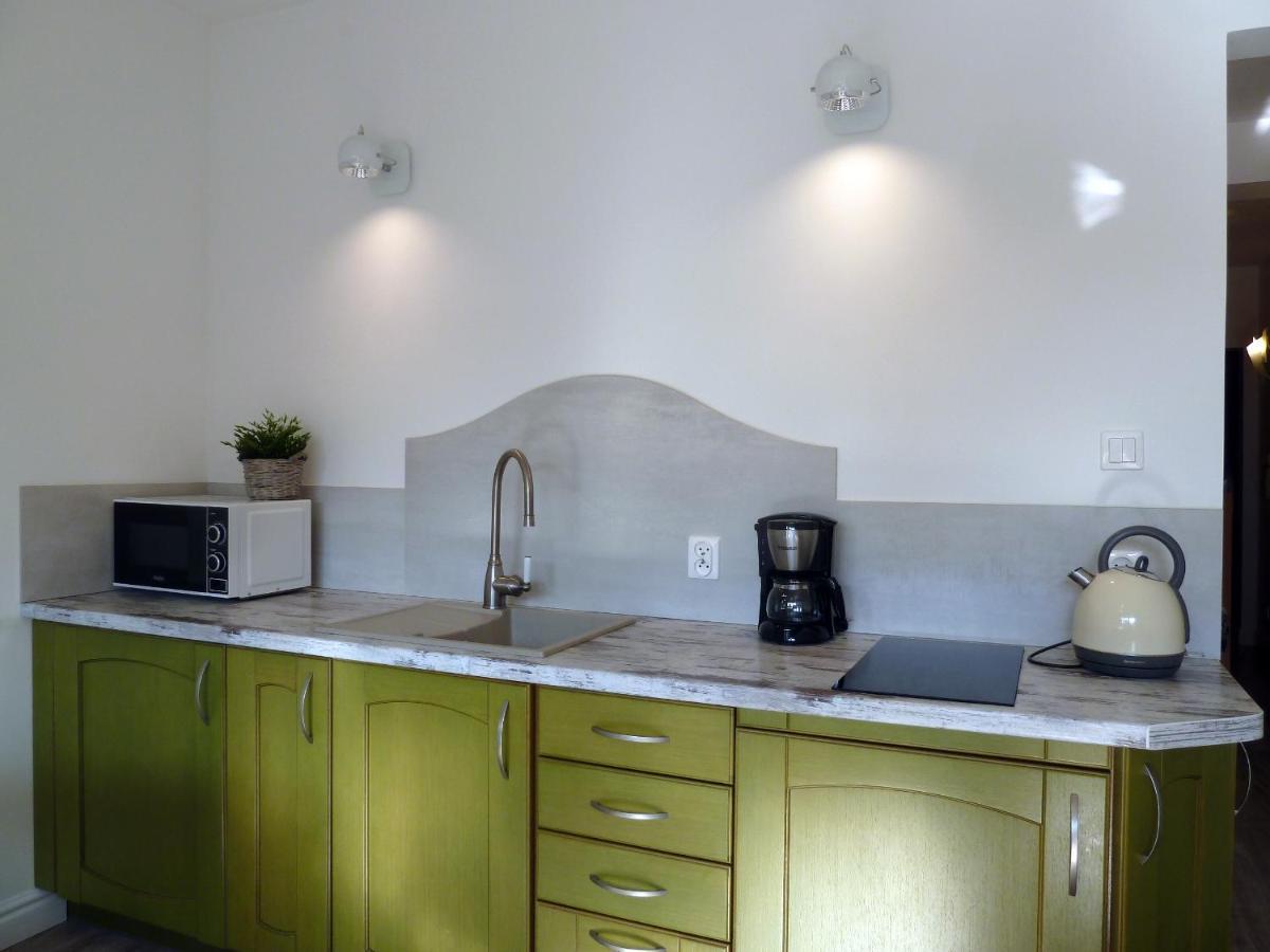 Kawalerka Perla Apartment ชวีโนวิชแจ ภายนอก รูปภาพ